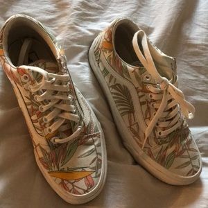 California Dreamin’ Vans! Only worn once.